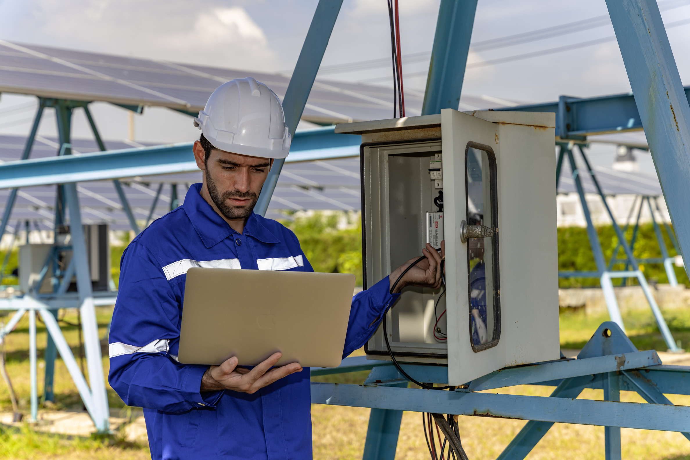 low current systems in Saudi Arabia